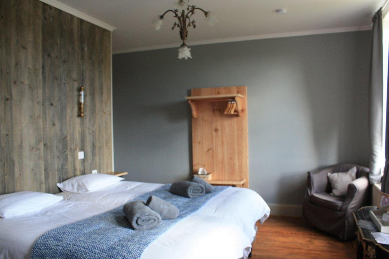 Le Vieux Presbytere Confracourt ภายนอก รูปภาพ